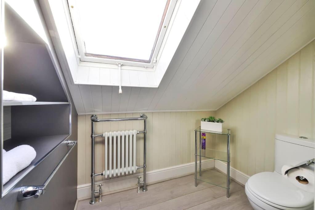 George IV Bridge - Superbly Located 3 Bedroom! Edimburgo Exterior foto
